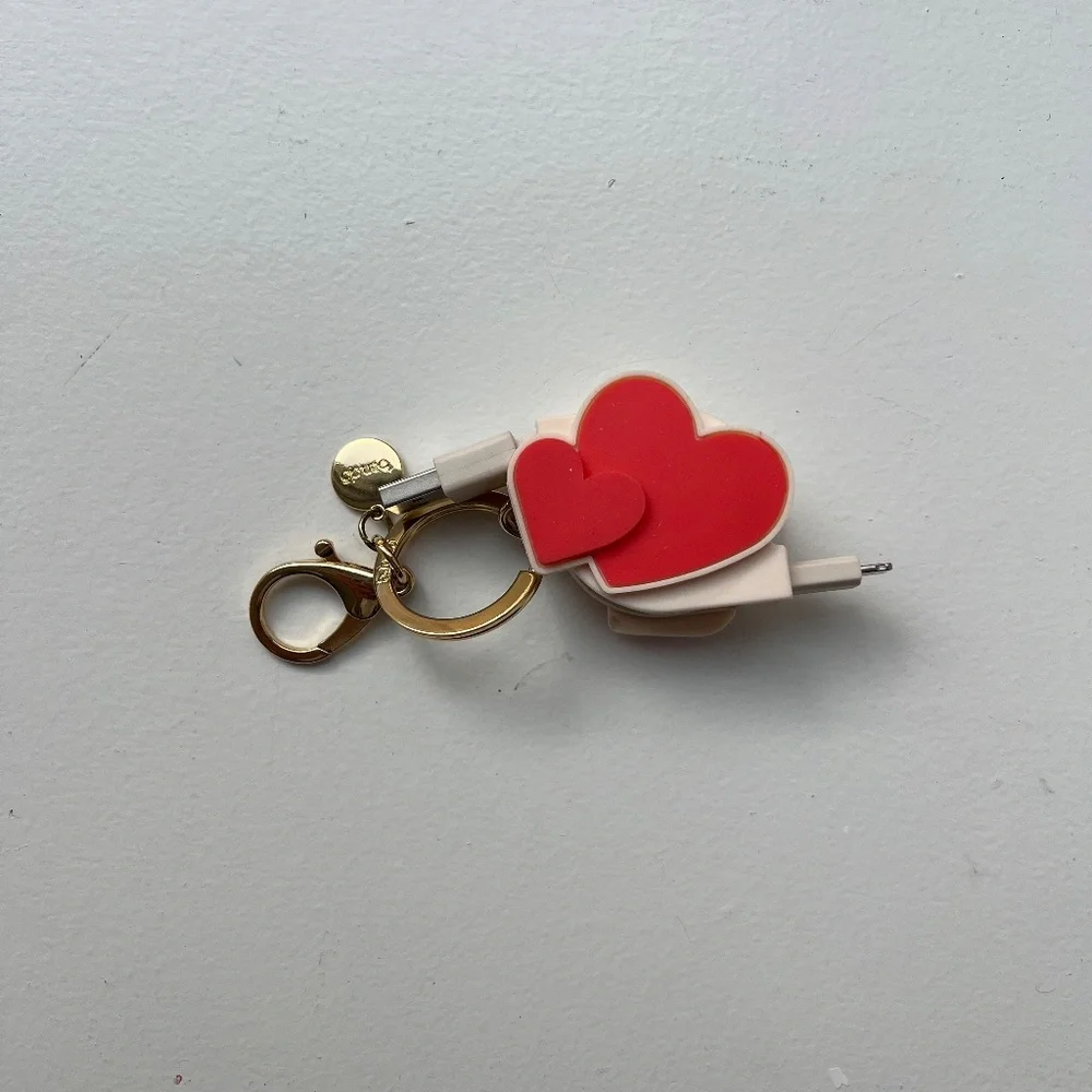 BAN.DO Retractable Charging Cords on Heart Keychain / Purse Charm • New w/o Box